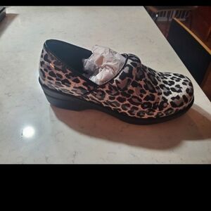 Flawless Comfort Clogs